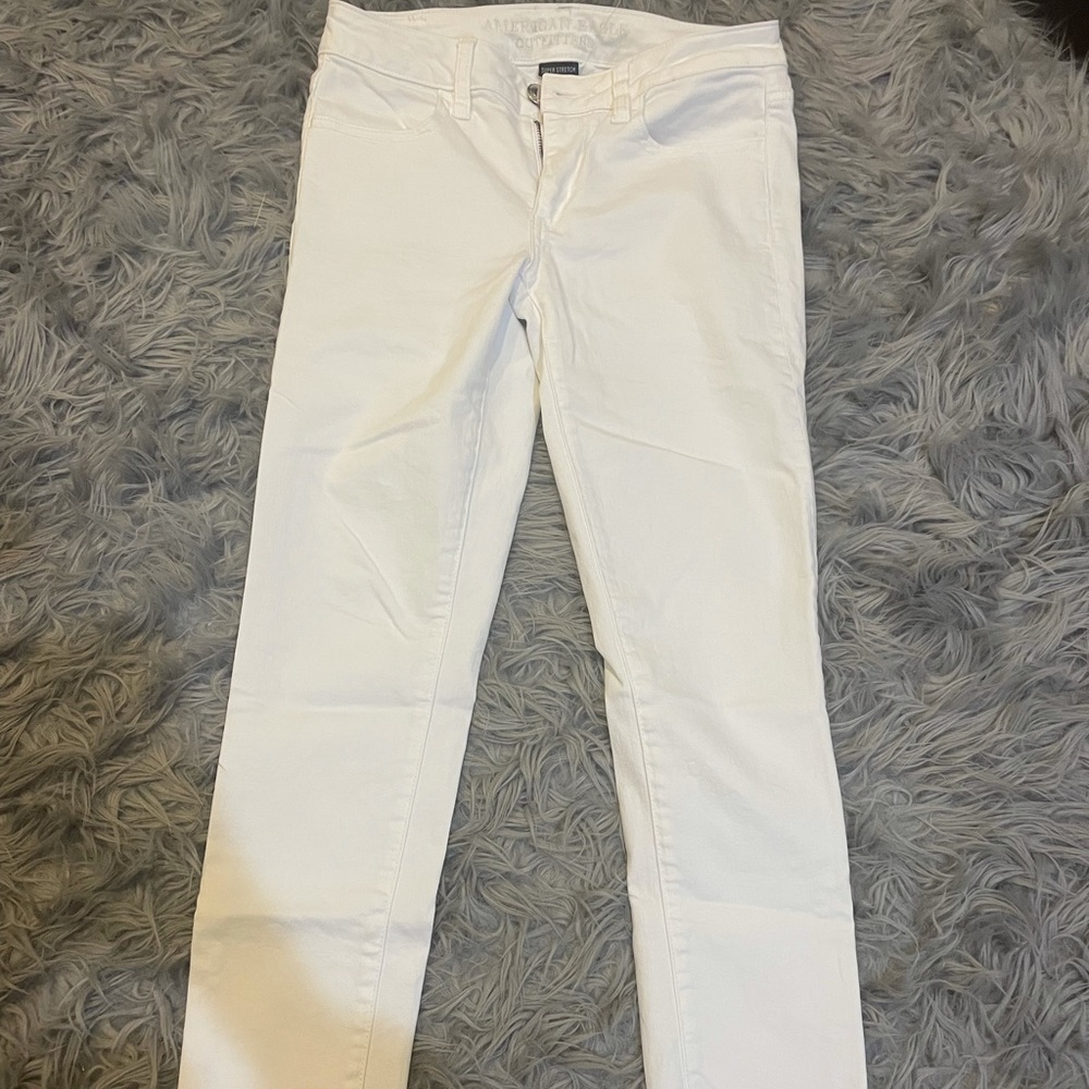 American eagle cropped white jeans